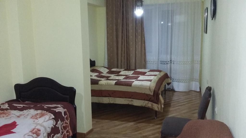 Nellie'S Apartment Batum Dış mekan fotoğraf